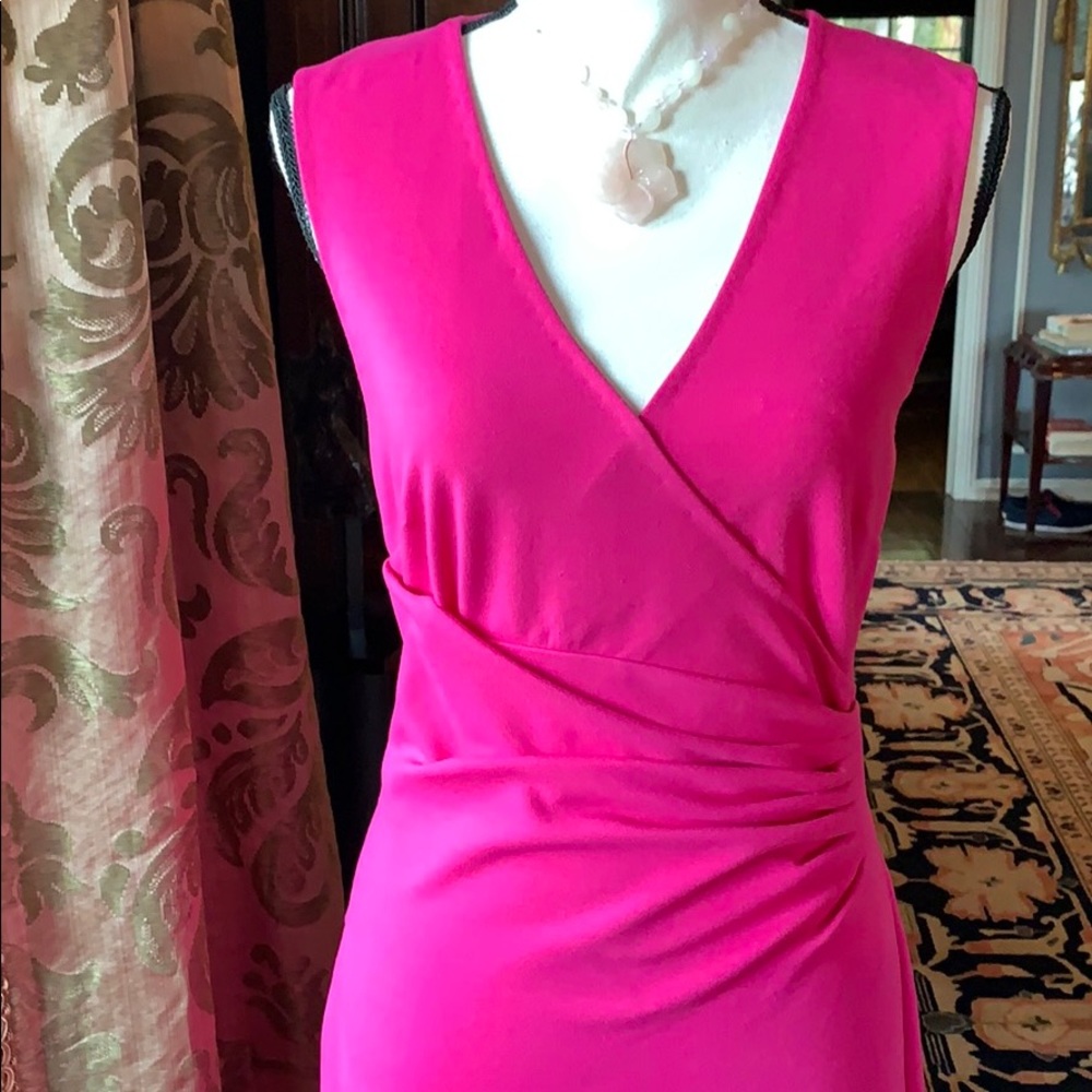 Sexy flattering dress Diane von Furstenberg